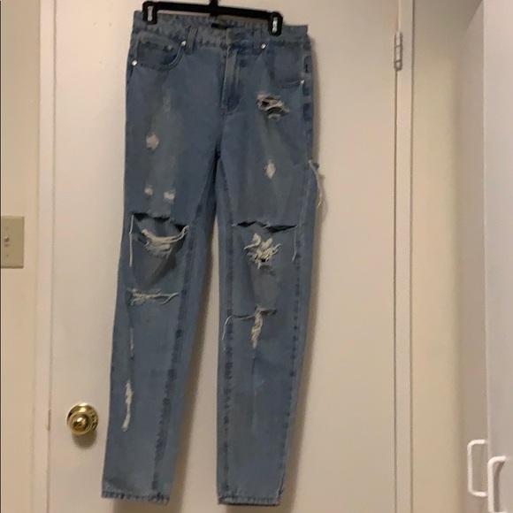 👖 FOREVER 21 Boyfriend ripped jeans - Picture 6 of 8